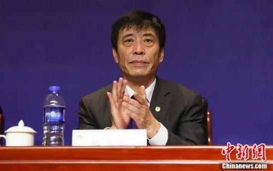年轻母亲2